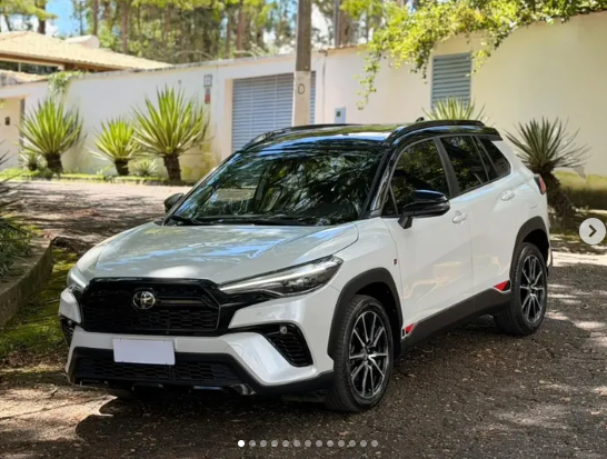 Toyota Corolla Cross GR-S Hybrid 2023 à venda na TECAUTO Veículos Caeté MG